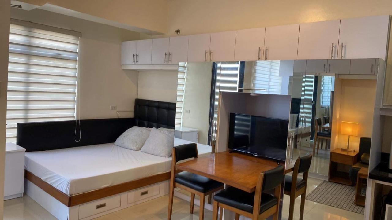 Mabolo Garden Flat A6 With Free Rooftop Pool Себу Экстерьер фото