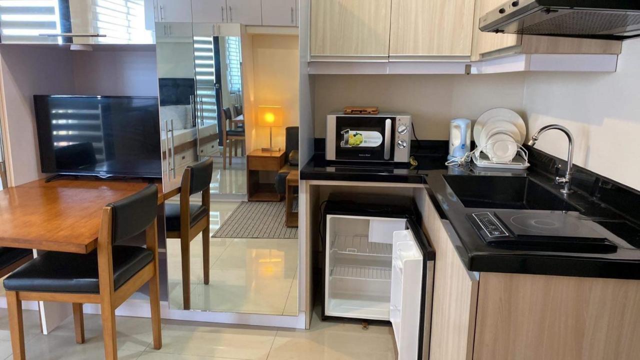 Mabolo Garden Flat A6 With Free Rooftop Pool Себу Экстерьер фото